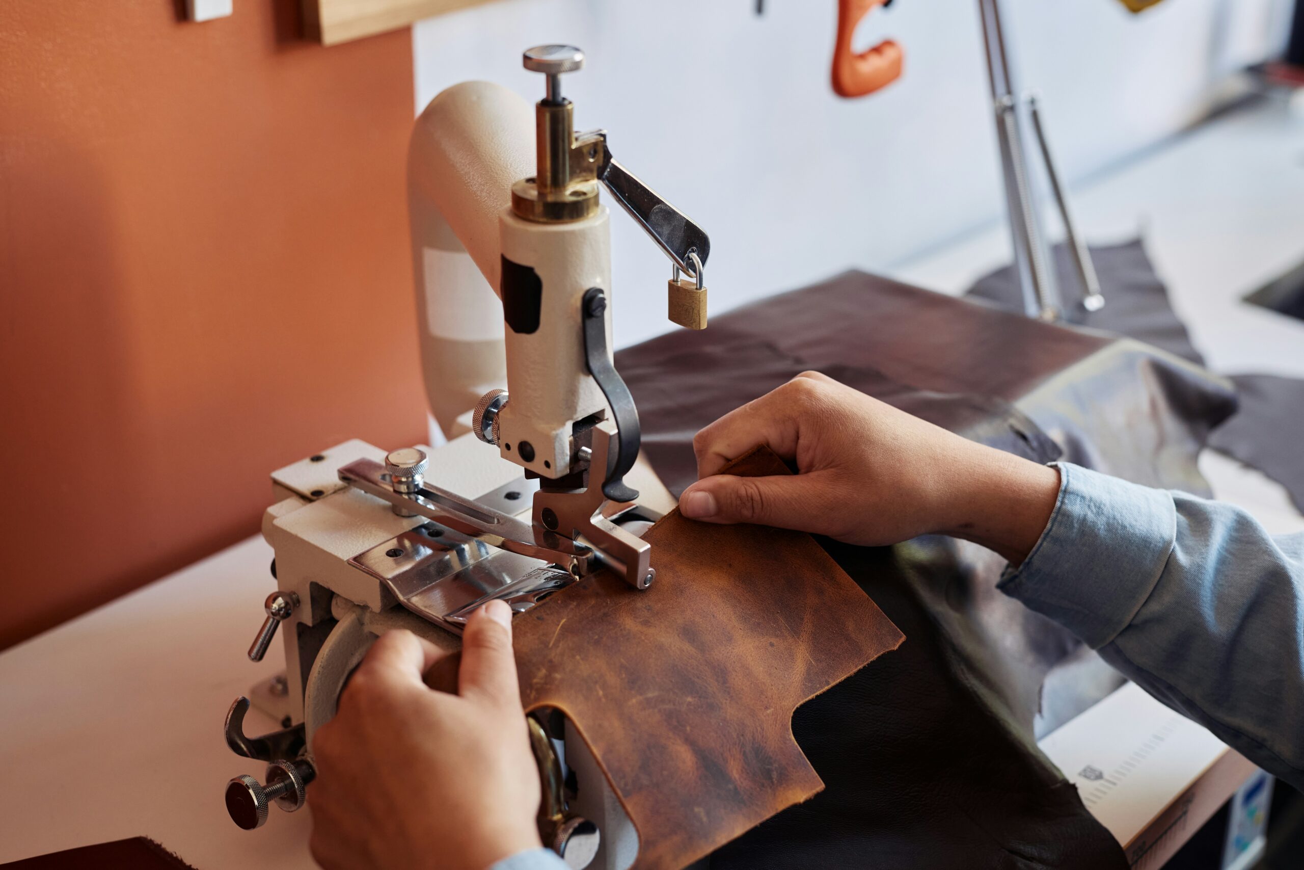 Cory Carnley:Leather Weaving Machines