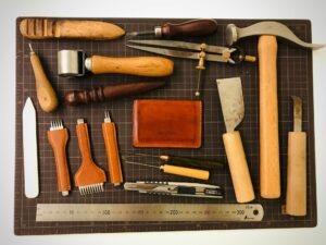 leather crafting tools